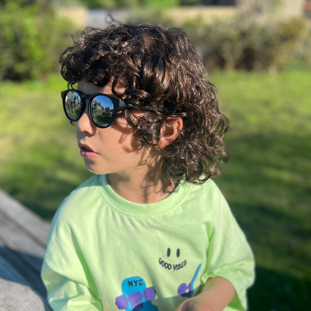 Kids top mirrored sunglasses